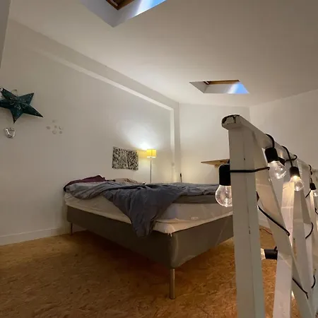 Maisonnette En Duplex 25 M2, Porte De Paris Pantin