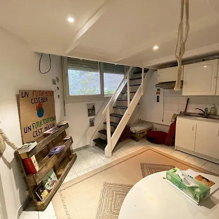 Maisonnette En Duplex 25 M2, Porte De Paris Pantin