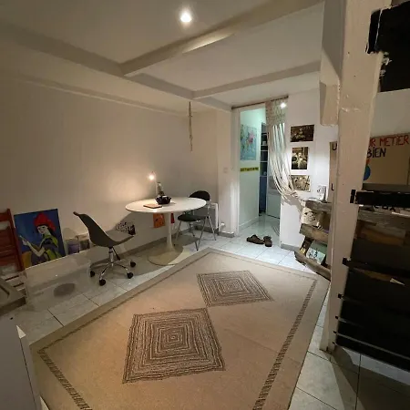 Maisonnette En Duplex 25 M2, Porte De Paris Apartment *