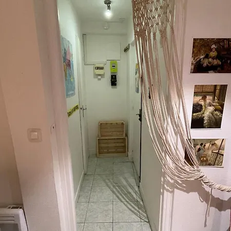 Maisonnette En Duplex 25 M2, Porte De Paris Pantin